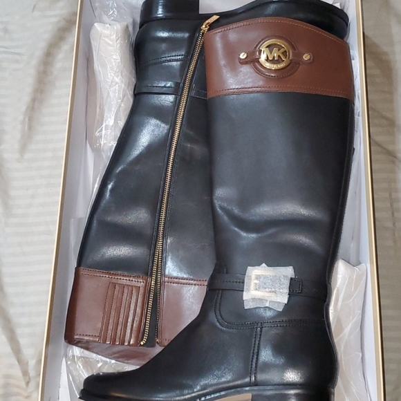 Michael Kors Boots - Picture 1 of 3